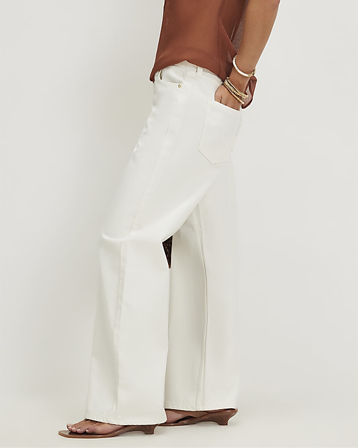 Petite White Relaxed Straight Leg Jeans