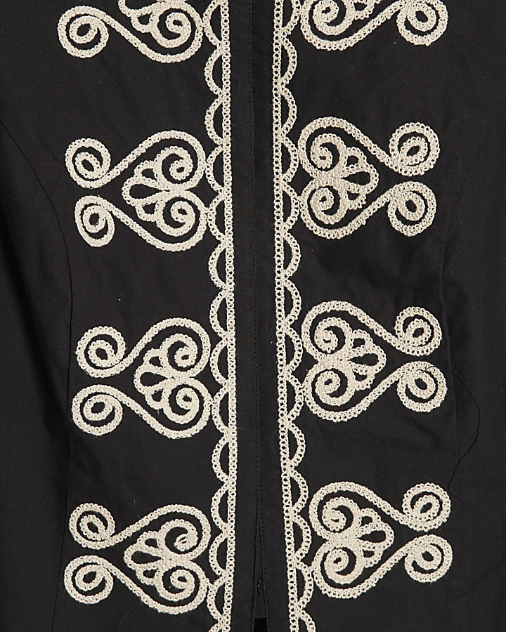Black Poplin Short Sleeve Embroidered Top