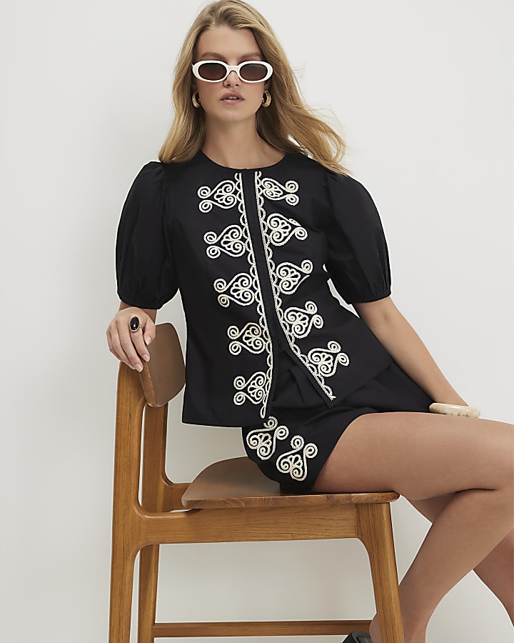 Black Poplin Short Sleeve Embroidered Top