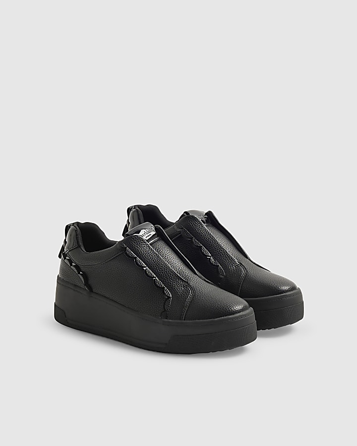 Black Scallop Flatform Trainers