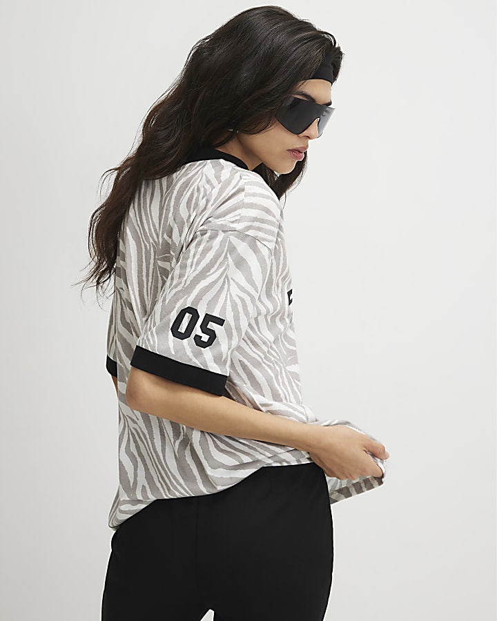 Grey V Neck Zebra Print T-shirt