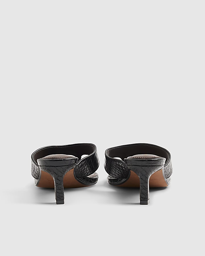 Black Croc Toe Thong Heeled Mules