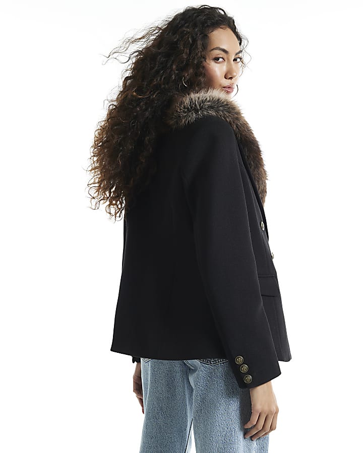 Black Faux Fur Collar Cinched Blazer
