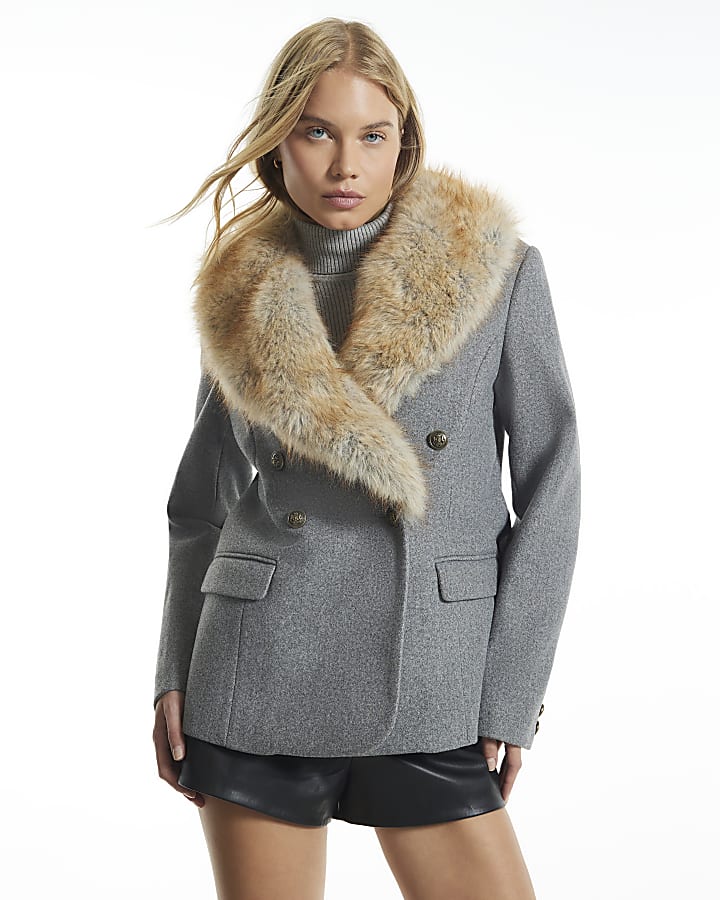 Grey Faux Fur Collar Cinched Blazer