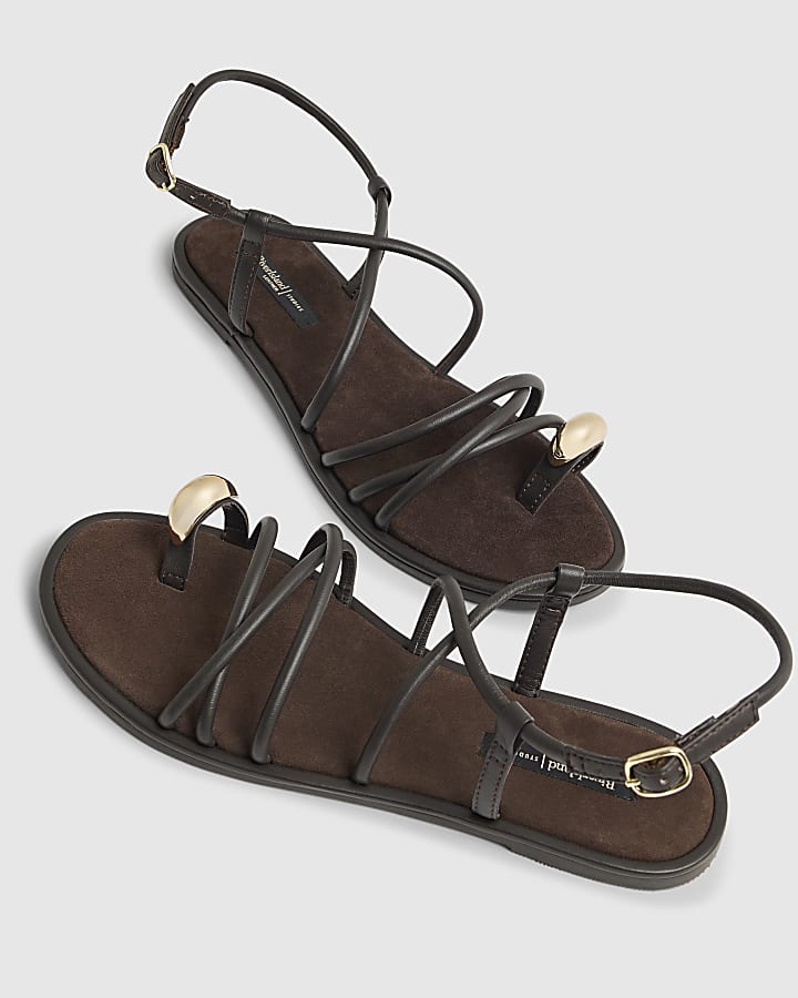 Brown Leather Metal Toe Loop Flat Sandals