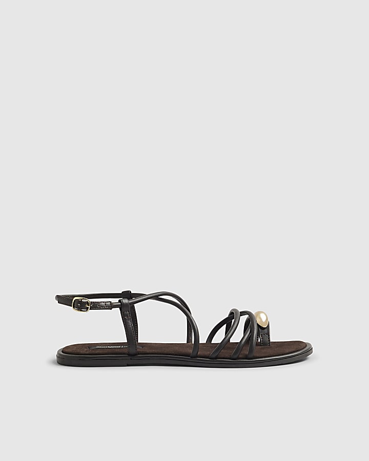 Brown Leather Metal Toe Loop Flat Sandals