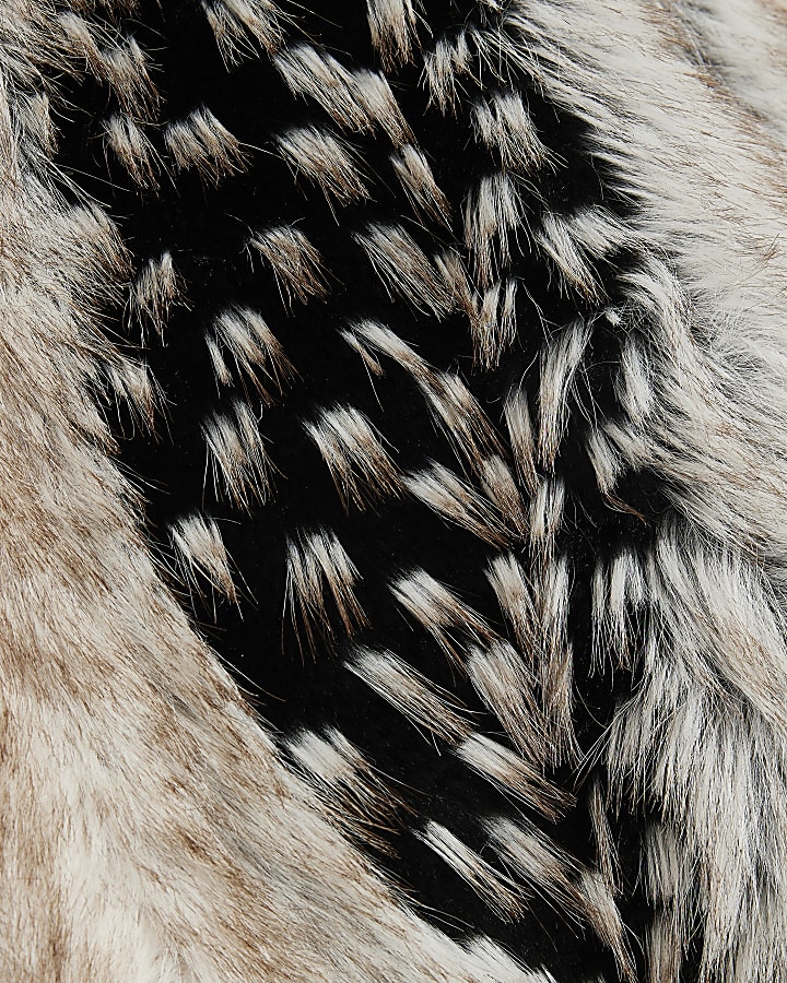 Petite Cream Mixed Faux Fur Plush Coat