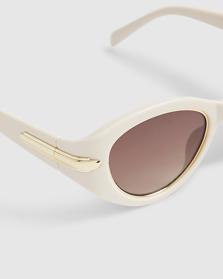 Cream Cat Eye Gold Detail Sunglasses