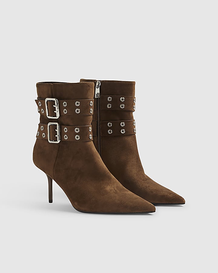 Brown Point Toe Heeled Hardware Boots