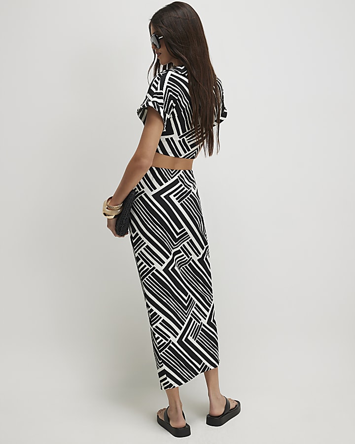 Black Abstract Print Twist Maxi Skirt