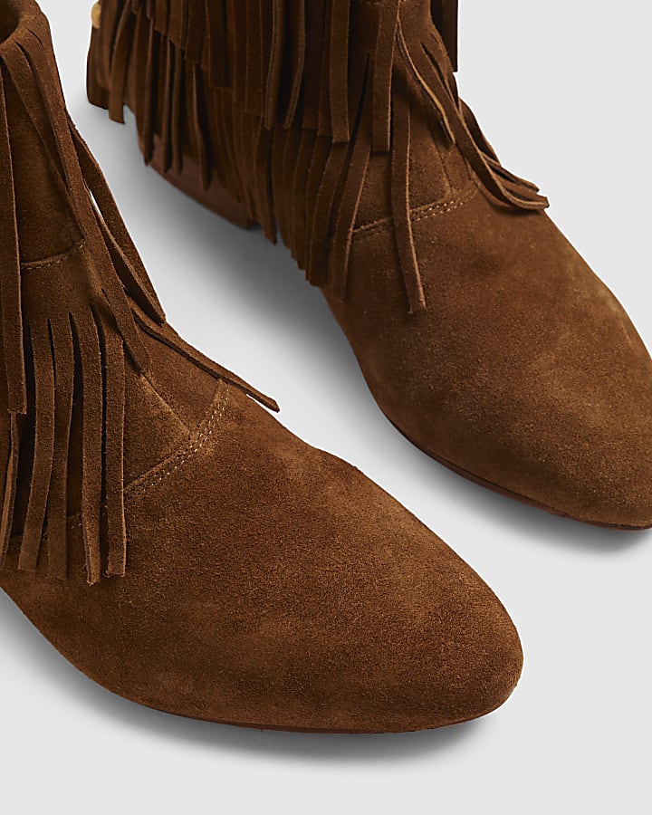 Brown Suede Tassel Block Heel Boots