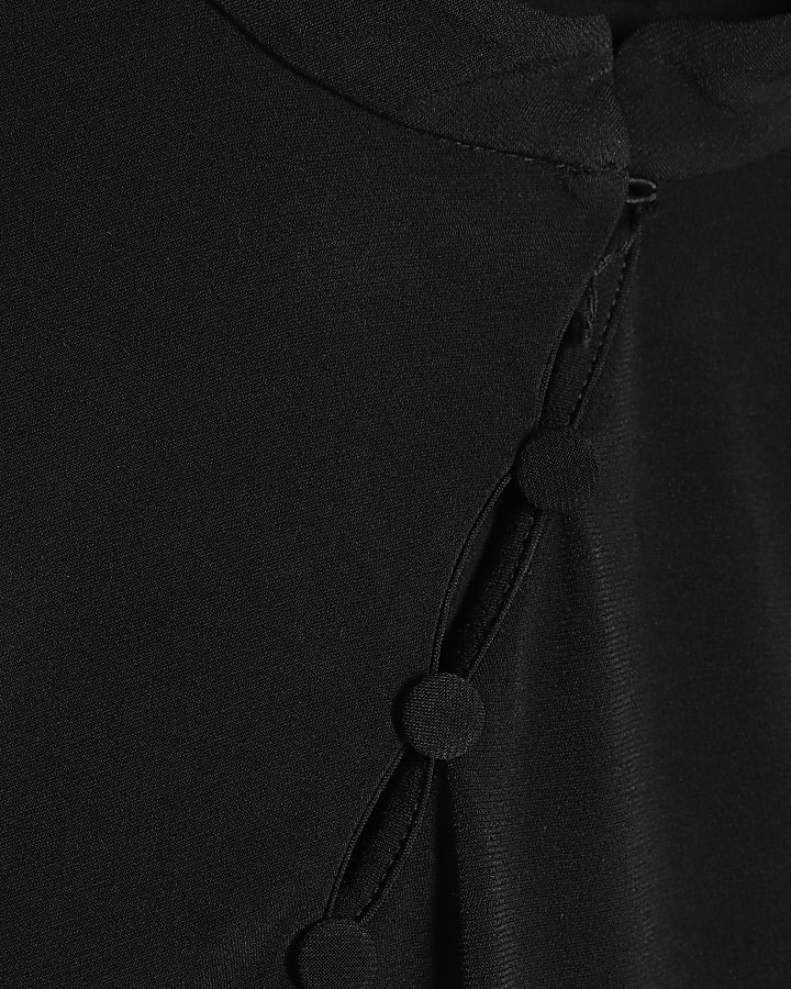 Black Short Sleeve Mandarin Top