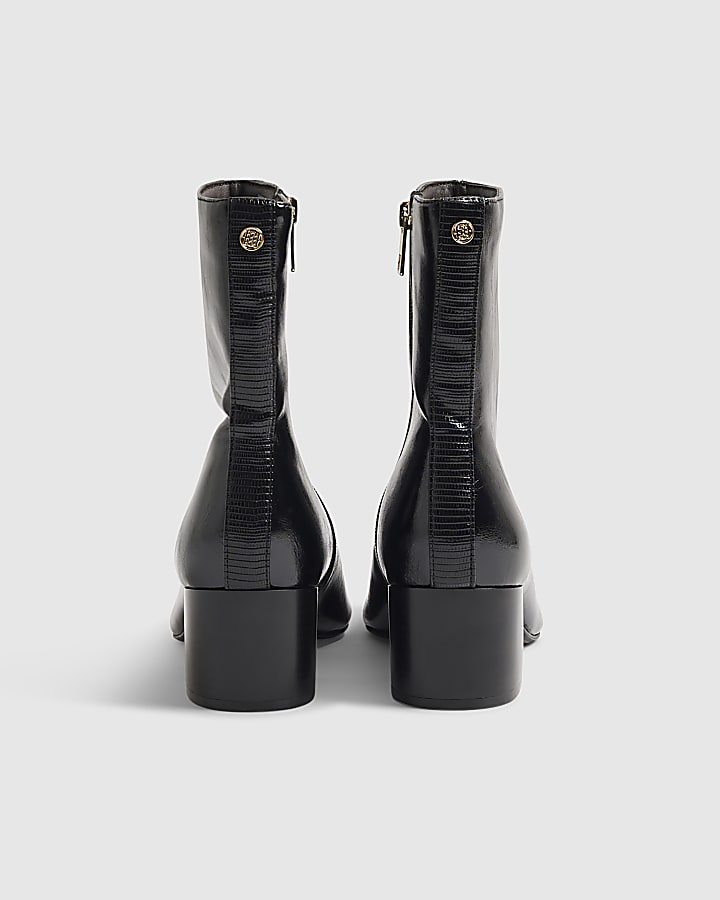 Black Point Toe Heeled Ankle Boots