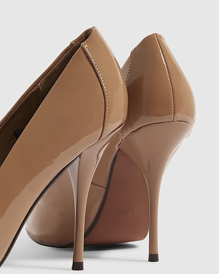 Beige Patent Court Heels