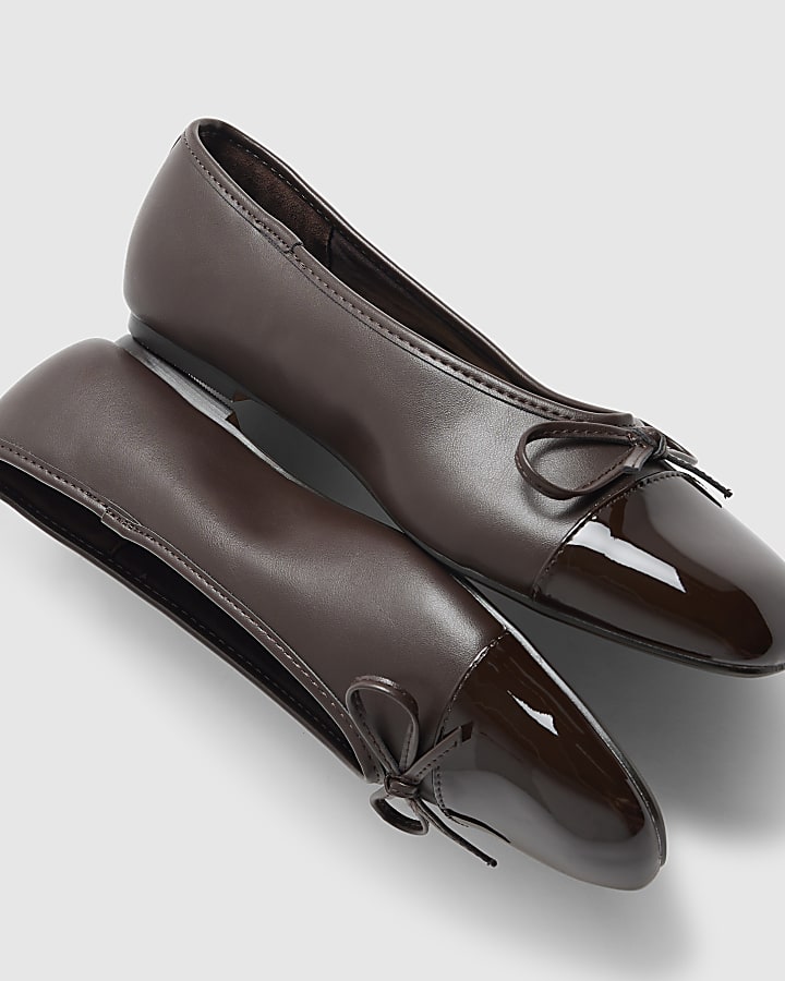 Brown Toe Cap Bow Ballet Flats