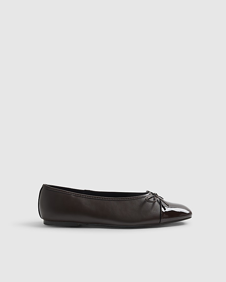 Brown Toe Cap Bow Ballet Flats