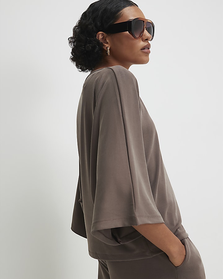 Brown Short Sleeve Batwing Top
