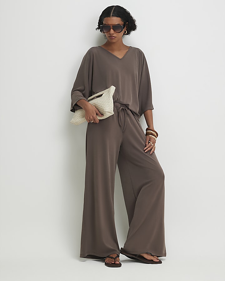 Brown Short Sleeve Batwing Top