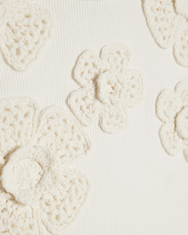 White Sleeveless 3D Flower Ribbed Tank Top
