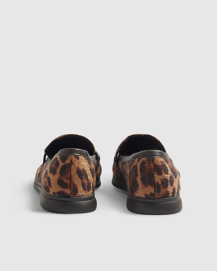 Brown Leopard Faux Hair Decal Loafers