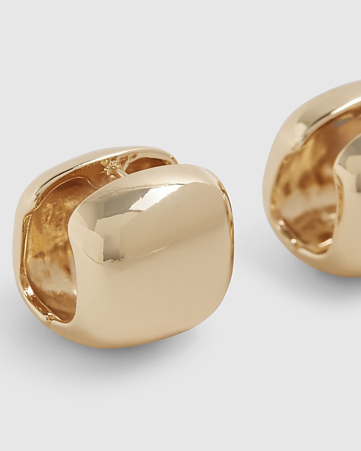 Gold Wide Polished Huggie Hoops
