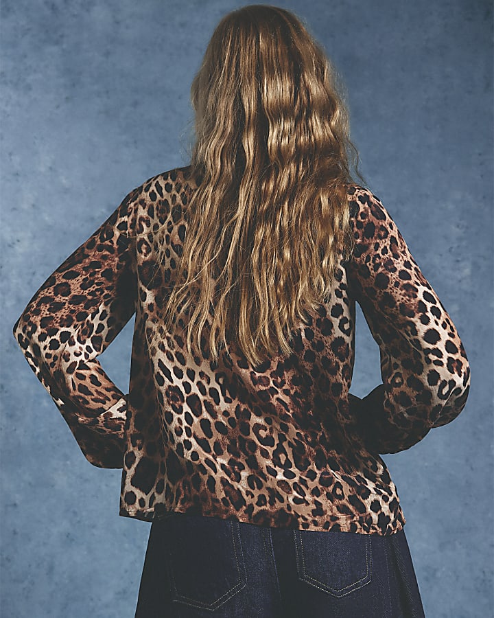 Brown Leopard Star Embroidered Blouse
