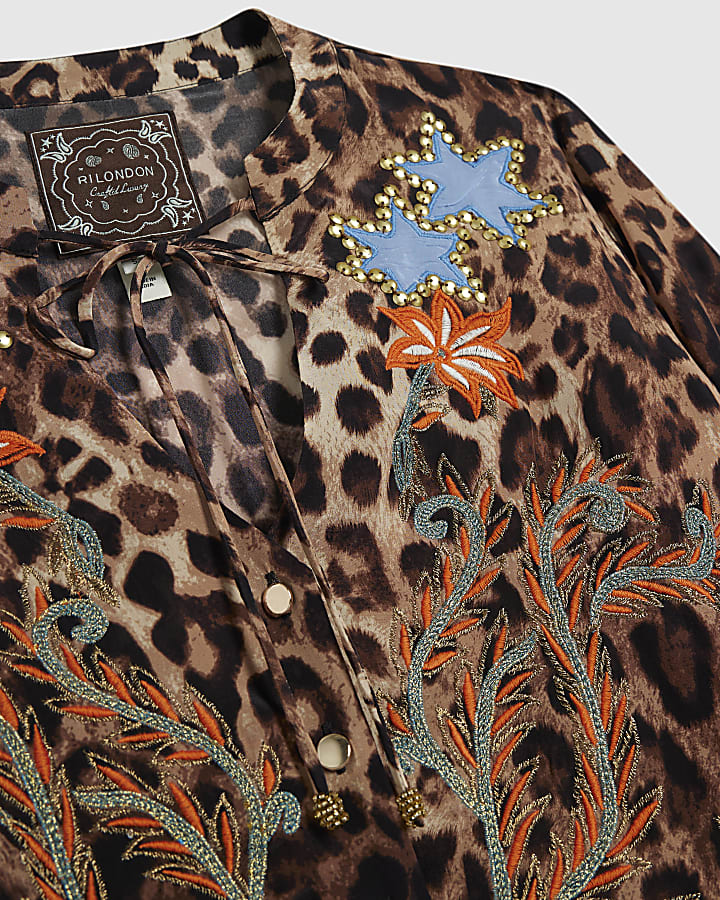 Brown Leopard Star Embroidered Blouse