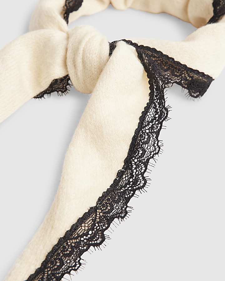 Cream Knitted Lace Trim Scarf