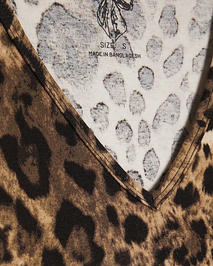 Cream Cotton Blend Leopard Print v neck Top