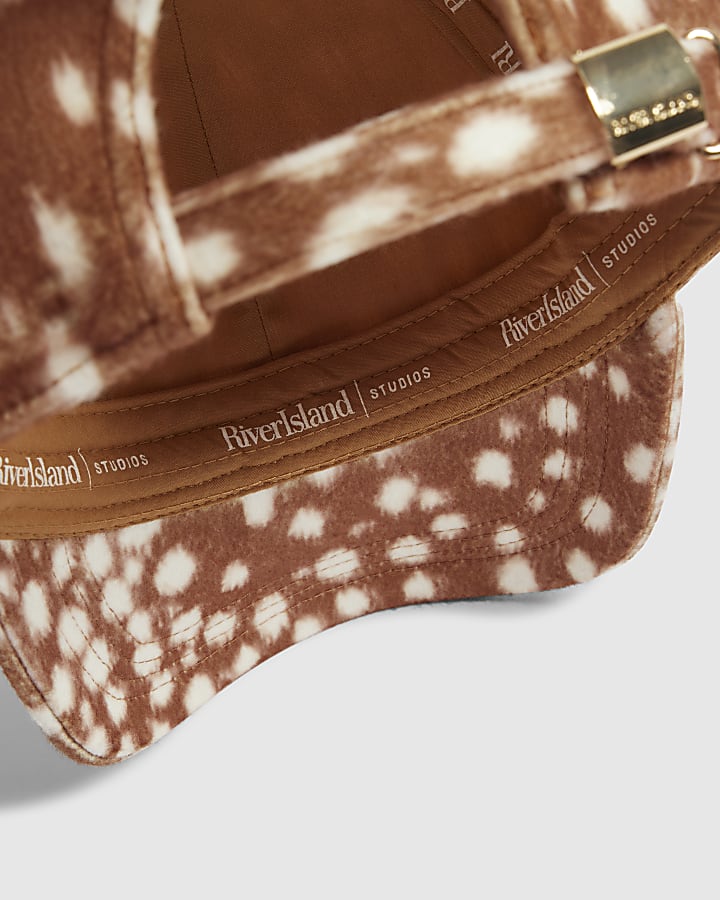 Brown Deer Print Cap