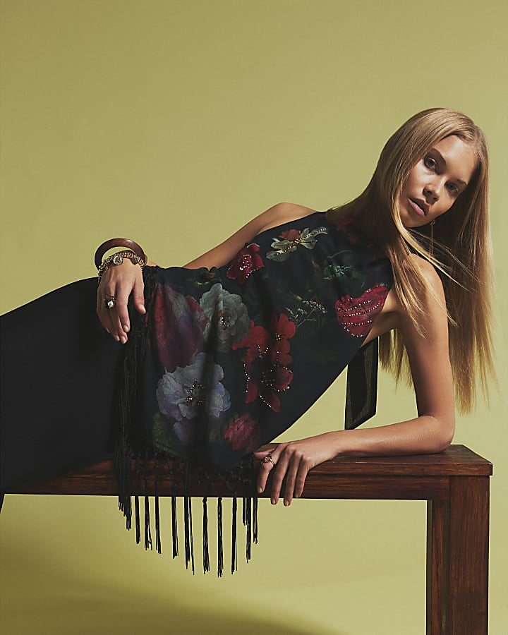 Black Sleeveless Floral Fringed Top
