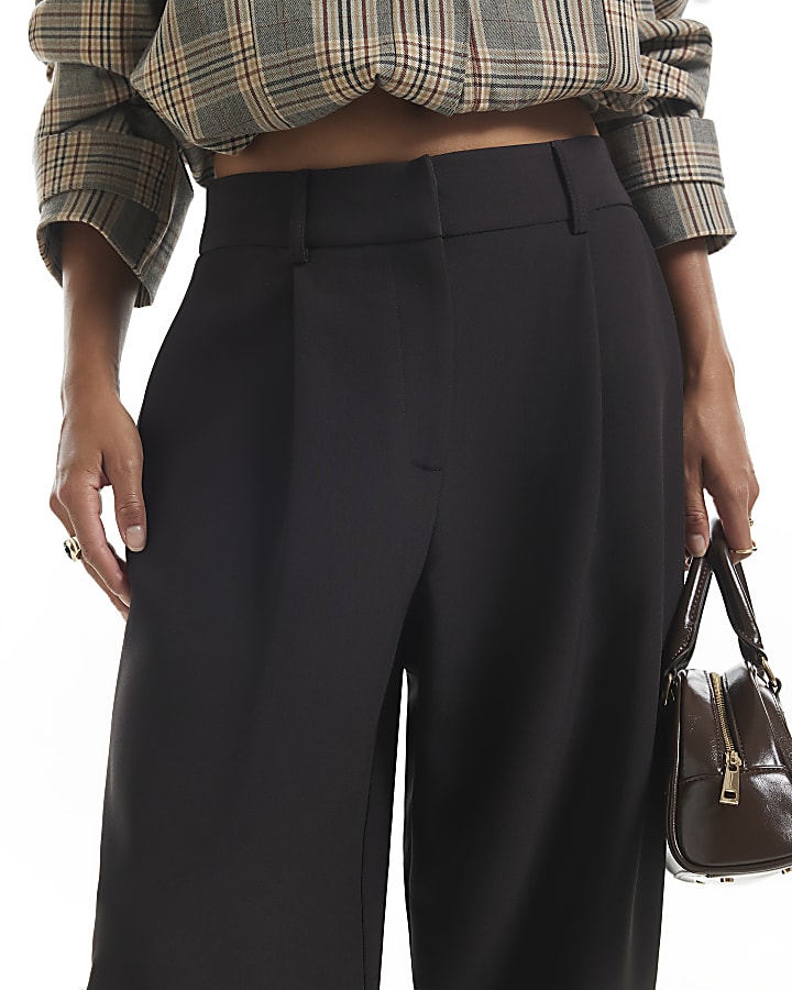 Petite Brown Pleated Barrel Leg Trousers