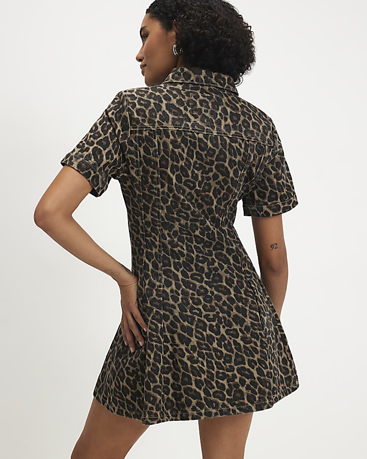 Brown Leopard Print Pleat Front Denim Dress