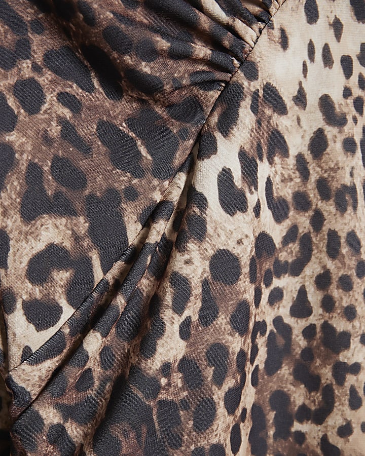Brown Short Sleeve Leopard Print Top