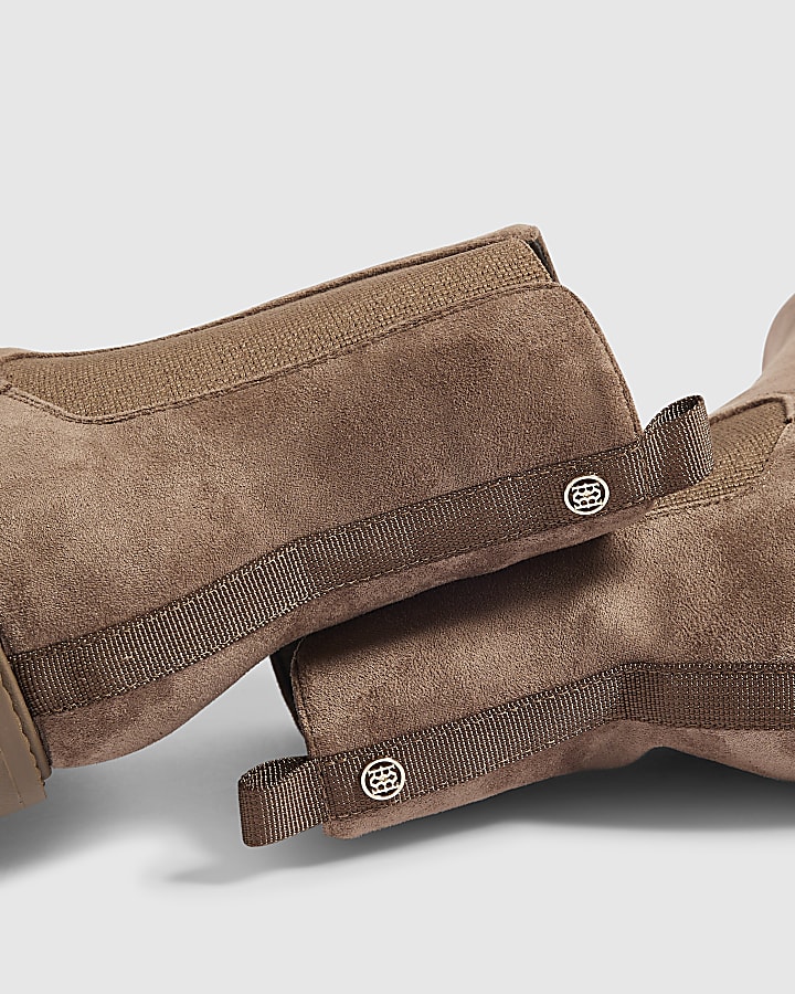 Brown Chunky Cleated Chelsea Boots