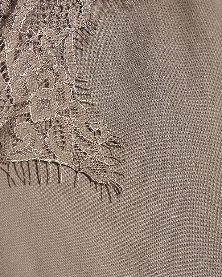 Beige Lace Trim Scallop Hem Cami Top