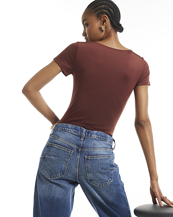 Brown Short Sleeve Scoop Neck Bodysuit