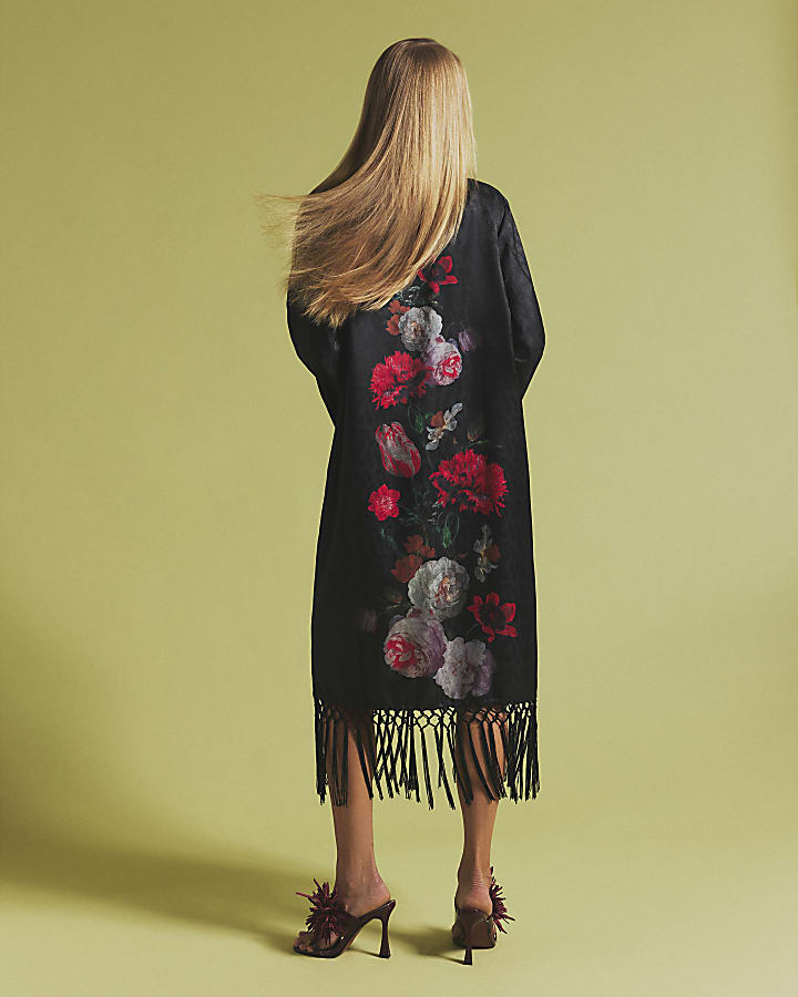 Black Floral Embroidered Fringed Kimono