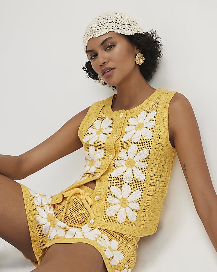 Yellow Daisy Crochet Waistcoat