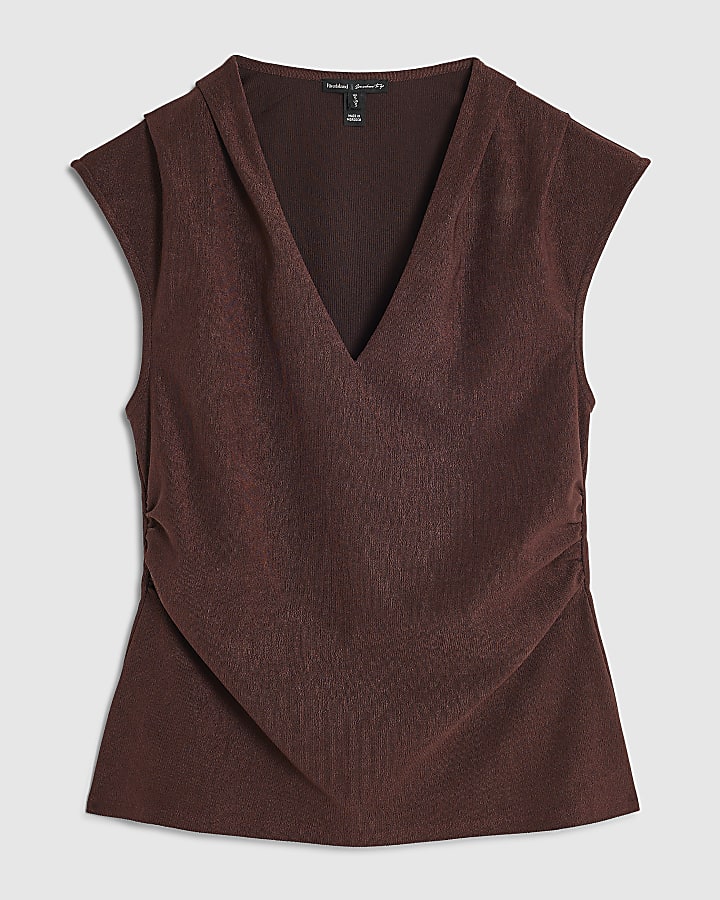 Burgundy Ruched Waist Textured Top