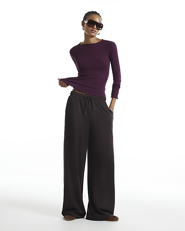 Burgundy Rib Lettuce Hem Top