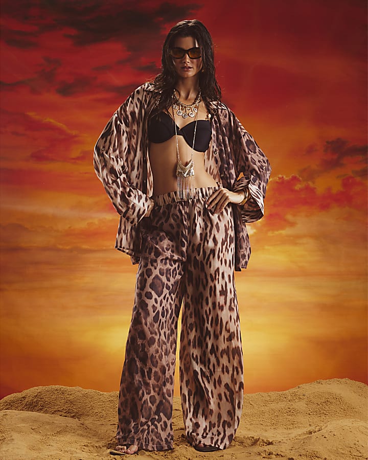 Brown Leopard Print Sliced Tie Front Shirt