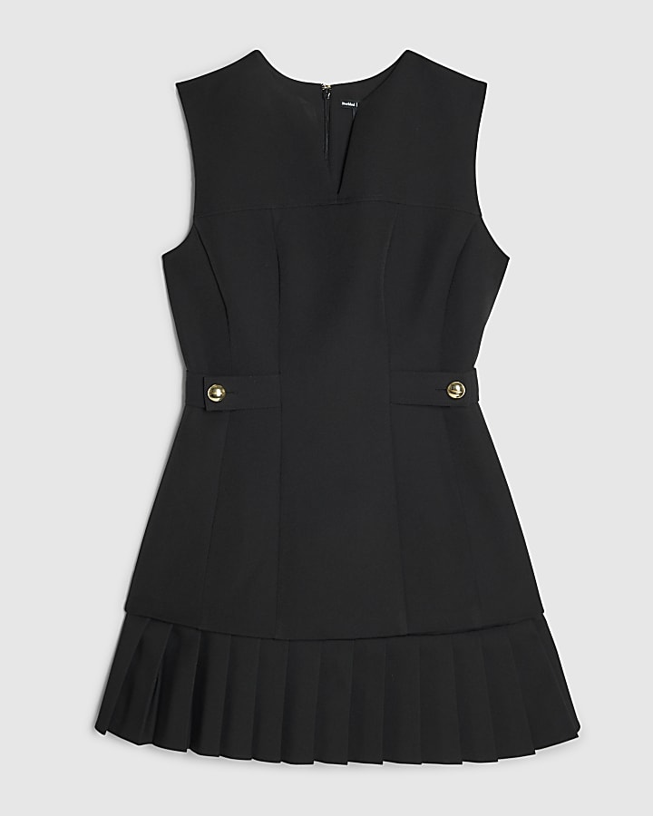 Black Pleated Hem Mini Shift Dress