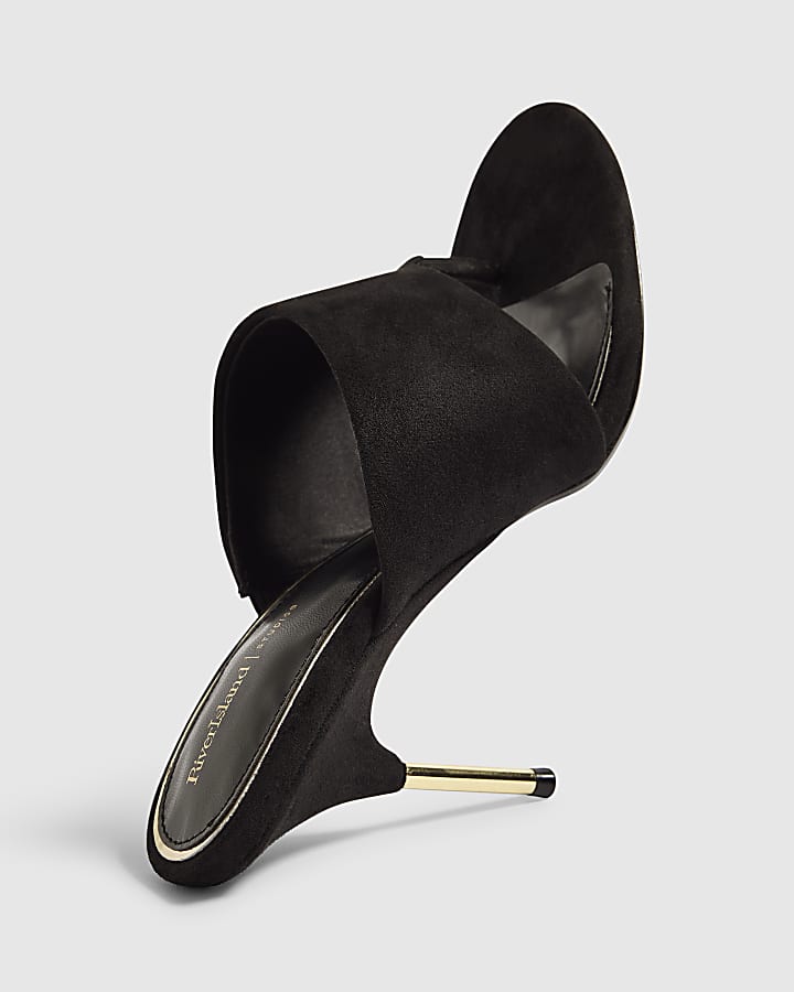 Black Toe Thong Heeled Sandals