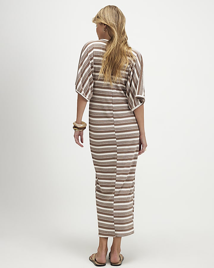 Brown Short Sleeve Striped Maxi Batwing Dress