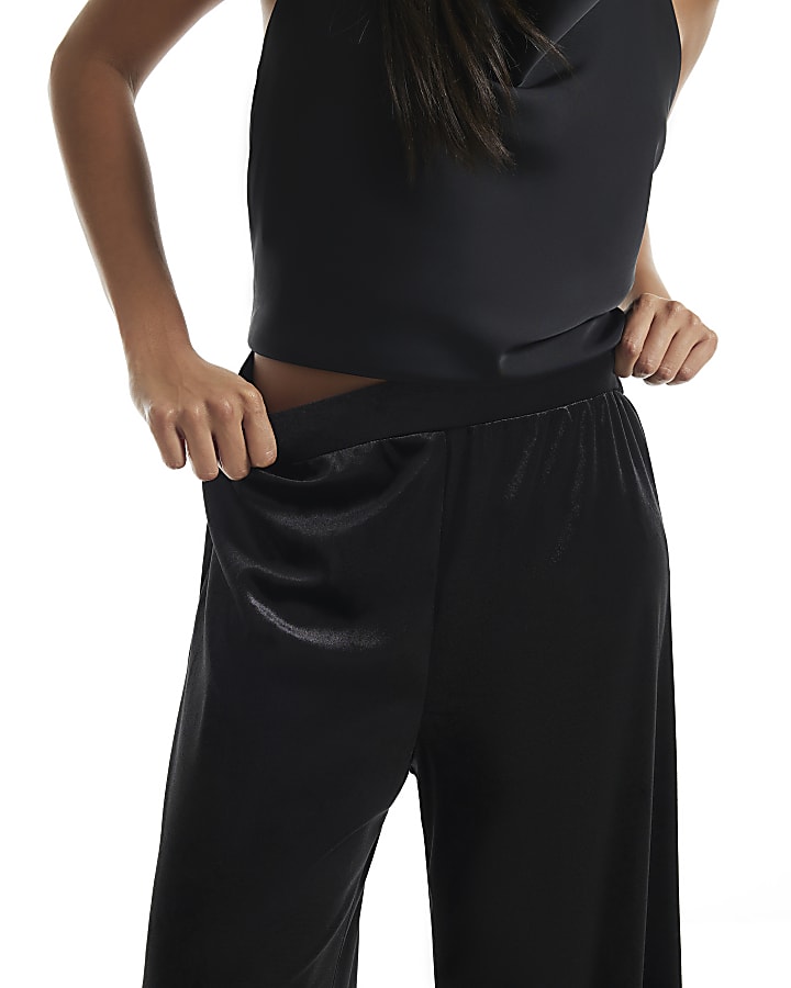 Petite Black Velvet Wide Leg Trousers