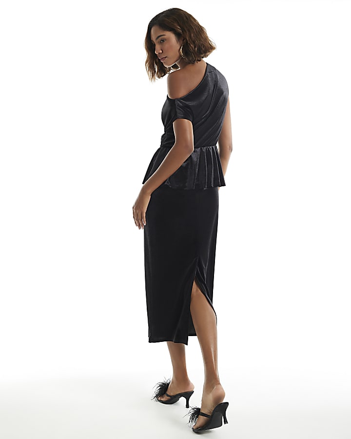 Black Velvet Asymmetric Buckle Midi Dress