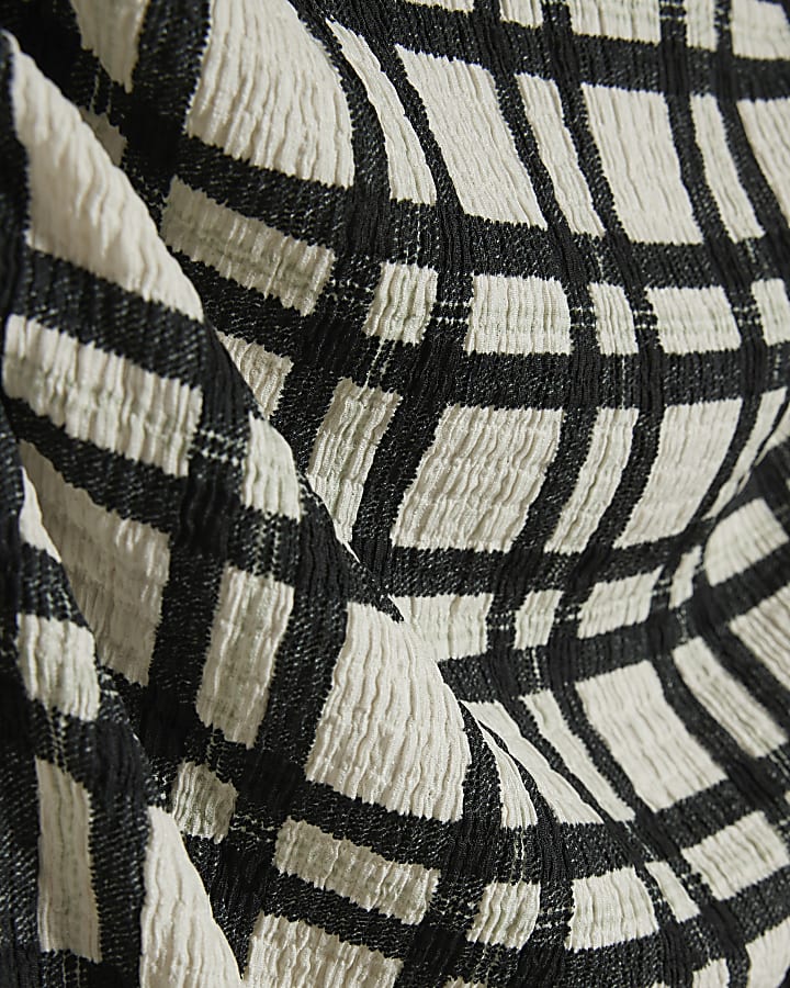 Cream Check Grown On Sleeve Textured Dress