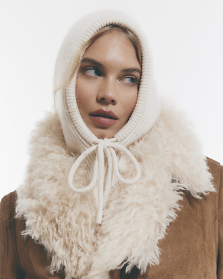 Beige Knitted Snood