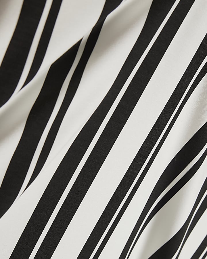 Black Premium Vertical Stripe Boxy T-Shirt